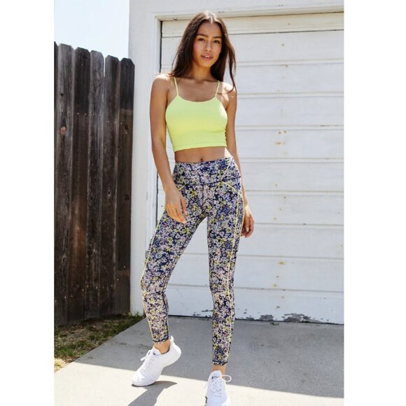 Free People Movement Mid-Rise Ankle Length Eden Printed Leggings Medium - Picture 1 of 12